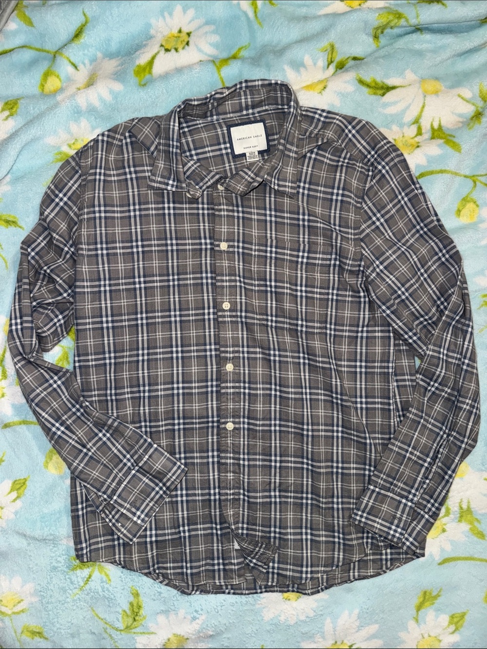 American Eagle Outfitters Men’s Gray and Blue Plaid Button-Down Shirt
